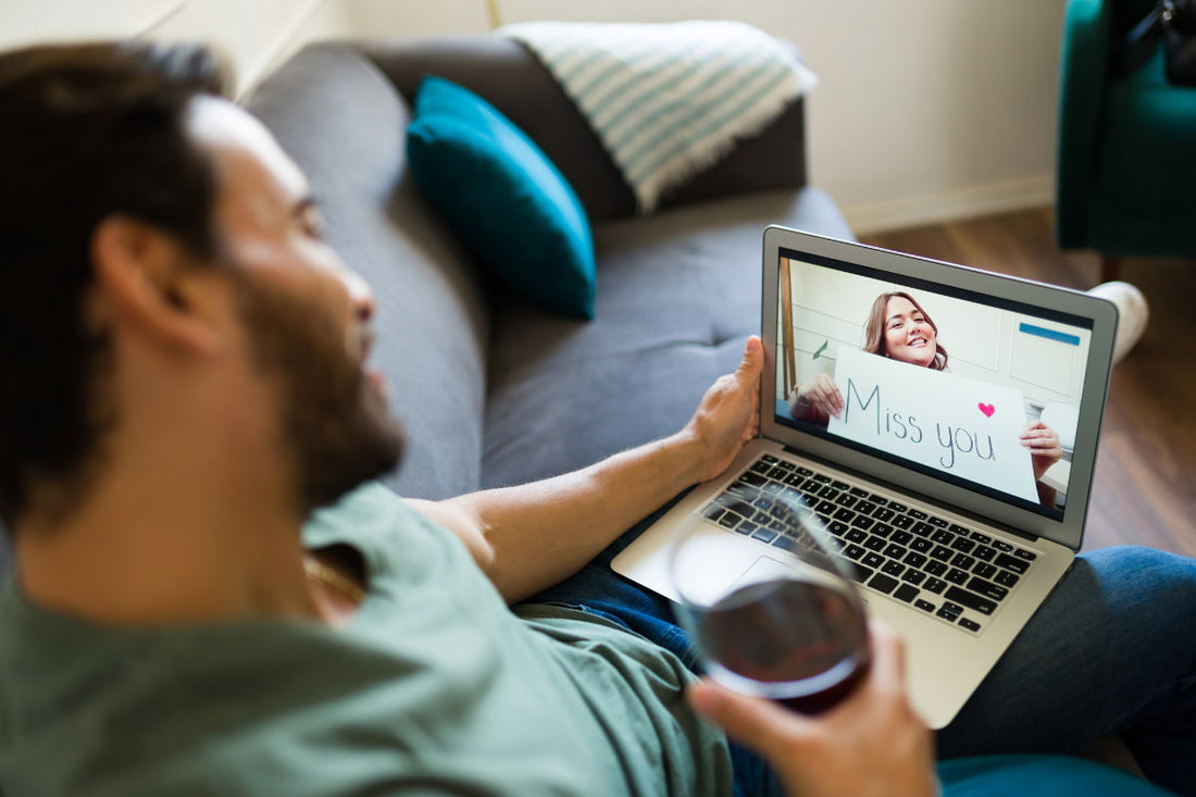 20 Long Distance Relationship Activities And Date Ideas To Keep The Spark Alive