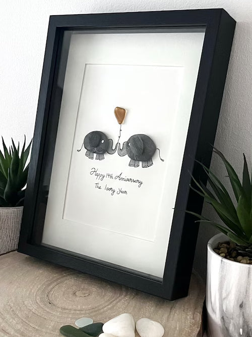 Christmas Gift - Elephant Love Pebble Artwork