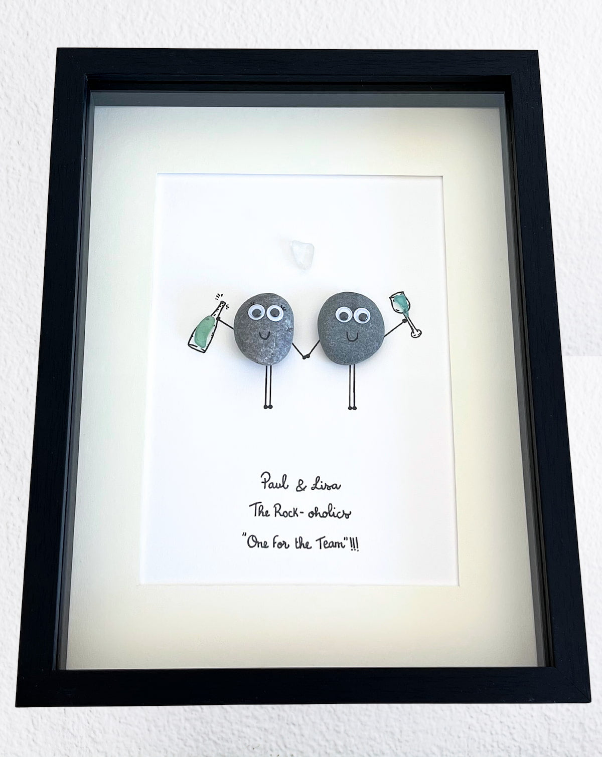 "Pebble Love Couple" - Handmade Personalized Picture Frame Gift