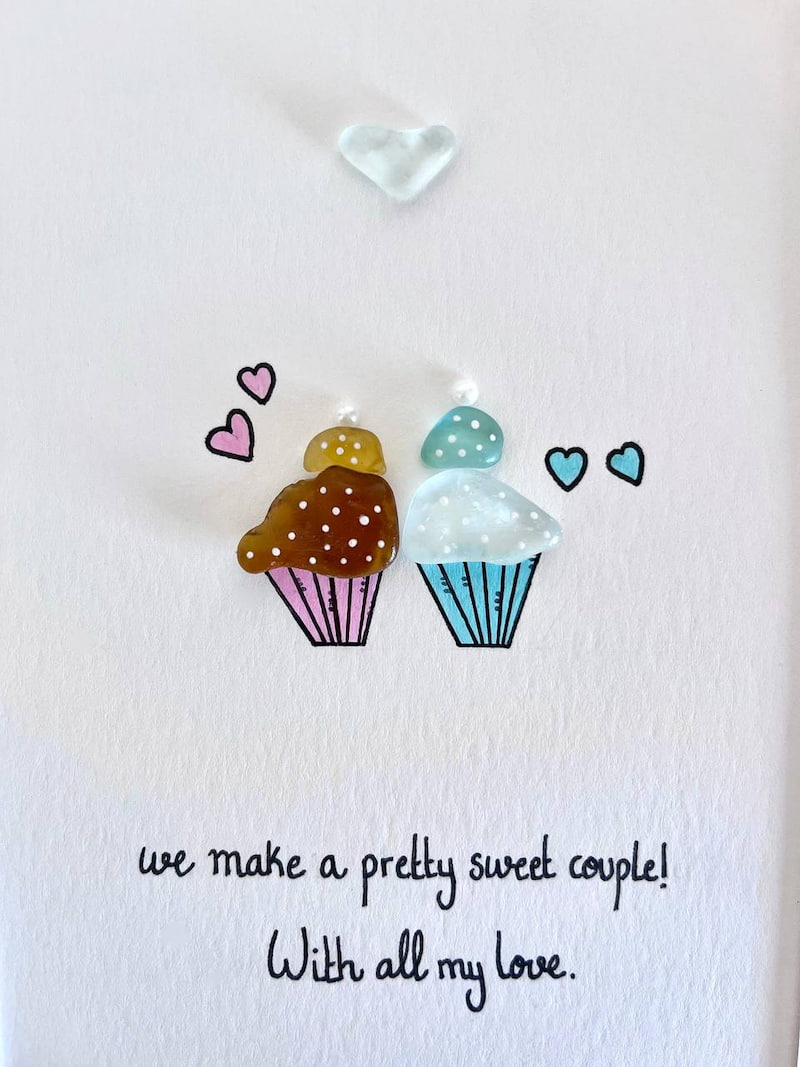 Christmas Gift - Personalized "We Make A Pretty Sweet Couple" Cupcakes Artwork